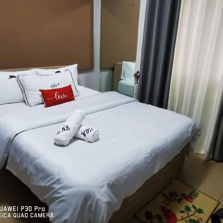 Staycation Condotel @ 150 Newport Pasay City Manila Esterno foto